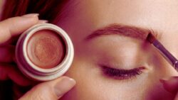 Make Your Own Natural Eyebrow Gel Using Aloe Vera Gel and Cocoa Powder